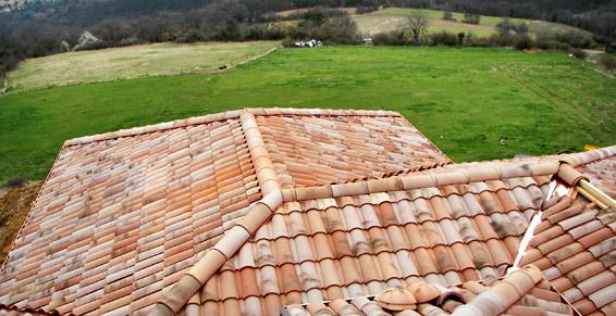 Rénovation couverture tuile en terre cuite à Villefranche-sur-Saône